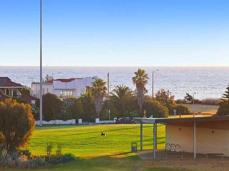 Elwood Beach View